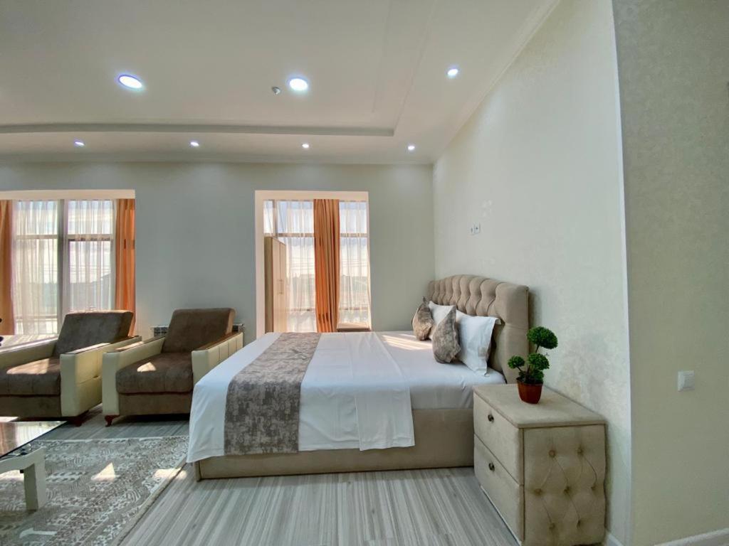 Comfort Hotel Turkistan Bagian luar foto
